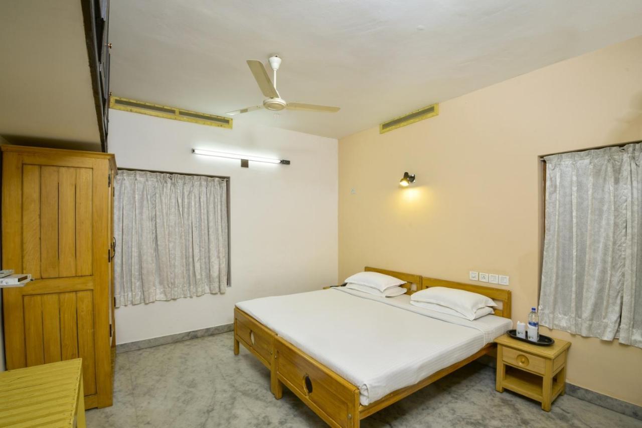 Hotel Treetop Теккади Экстерьер фото